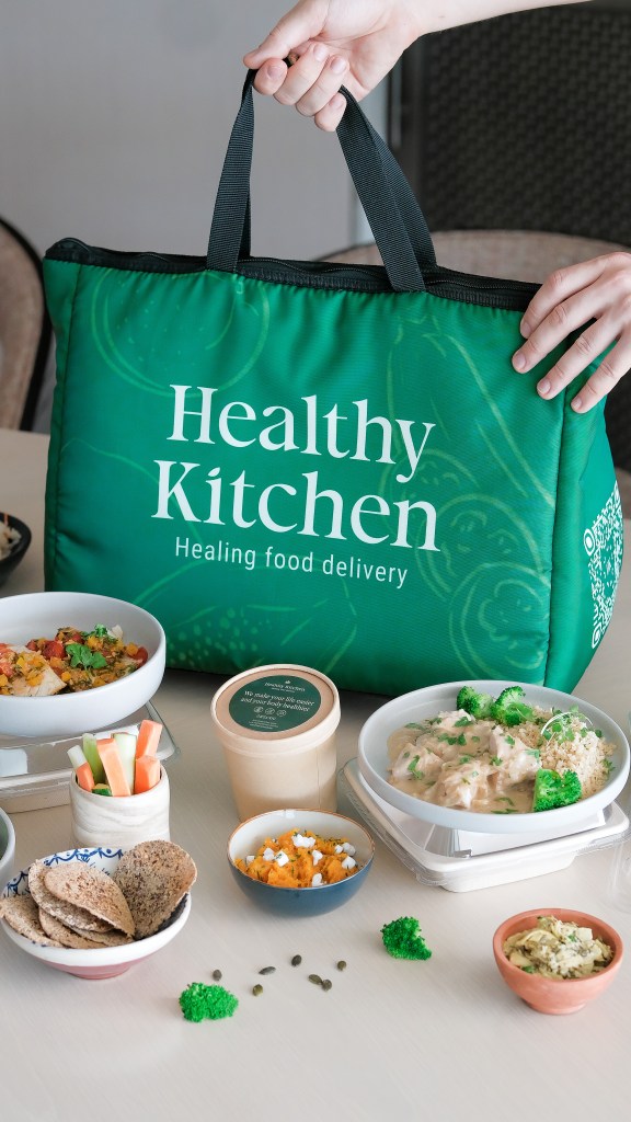 Healthy meal delivery with balanced prepared meals for nutrition support